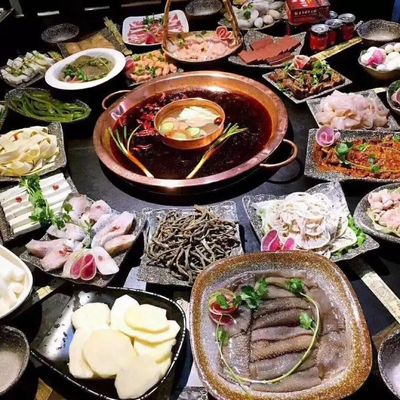 寧強重慶曉宇火鍋高薪誠聘大堂經理，薪資高達5000元